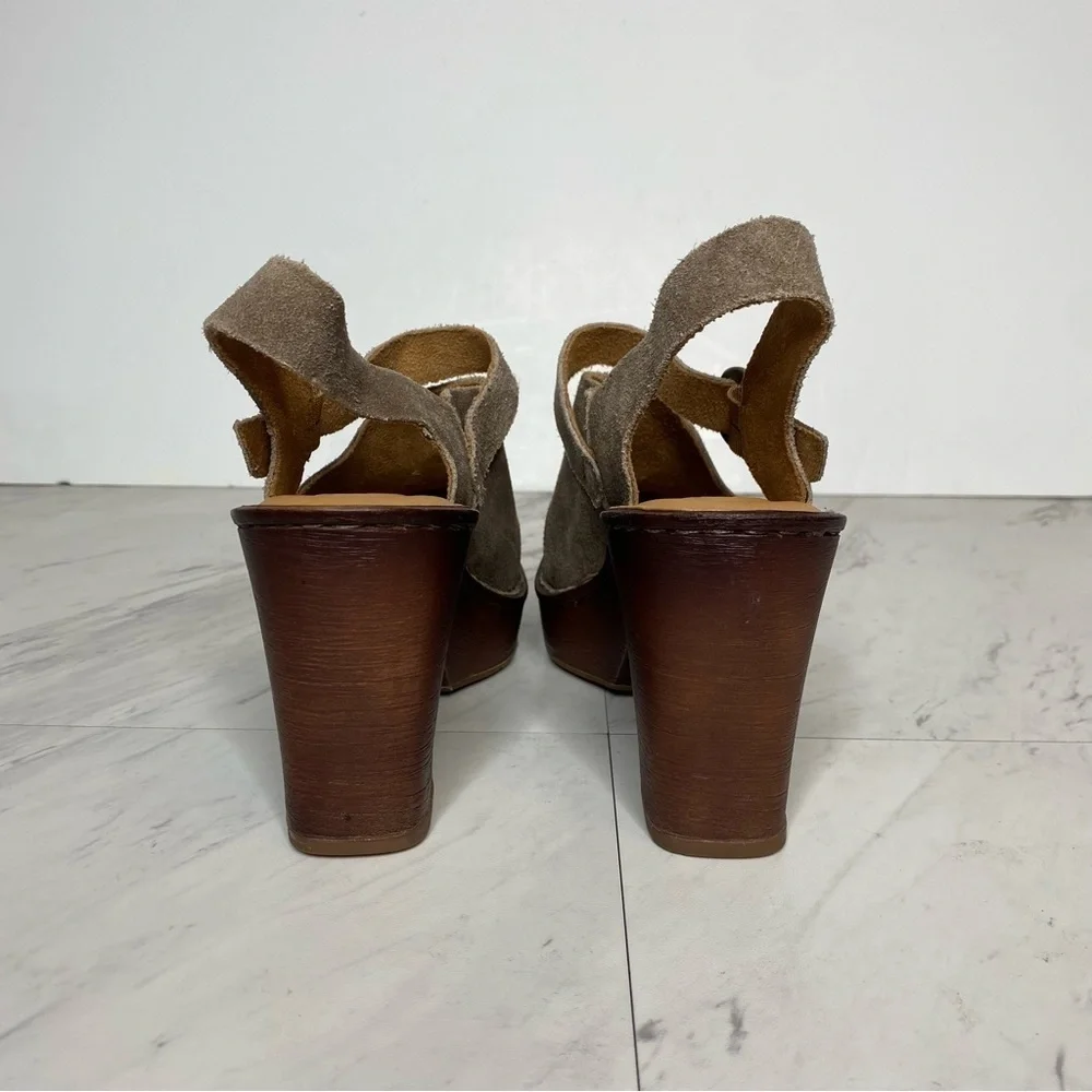 Born Devlyn Gray Heeled Clog 6M - Picture 3 of 13